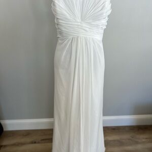David's Bridal Sleeveless White Wedding Dress